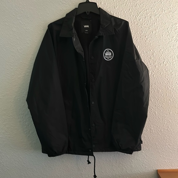 Vans Other - MAKE AN OFFER NWOT Vans jacket large